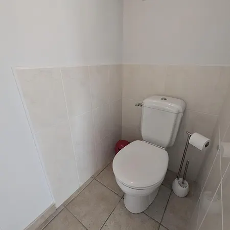 Maison Charmante A Avec Wi-fi Et Parking - Fr-1-611-43 * Langres