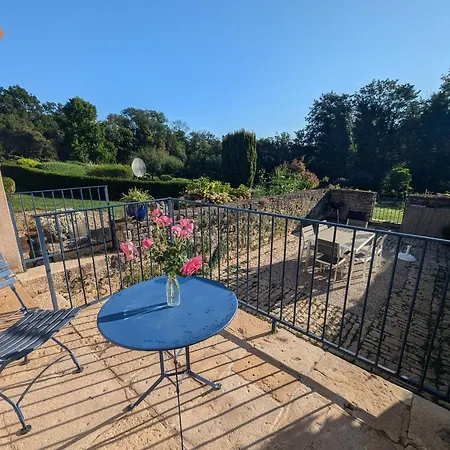 Maison Charmante A Avec Wi-fi Et Parking - Fr-1-611-43 * Langres