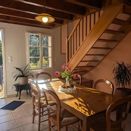 Ferienhaus Maison Charmante A Avec Wi-fi Et Parking - Fr-1-611-43 *